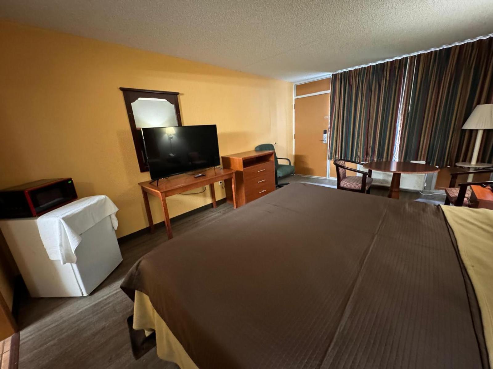 College Inn Spartanburg Exterior photo